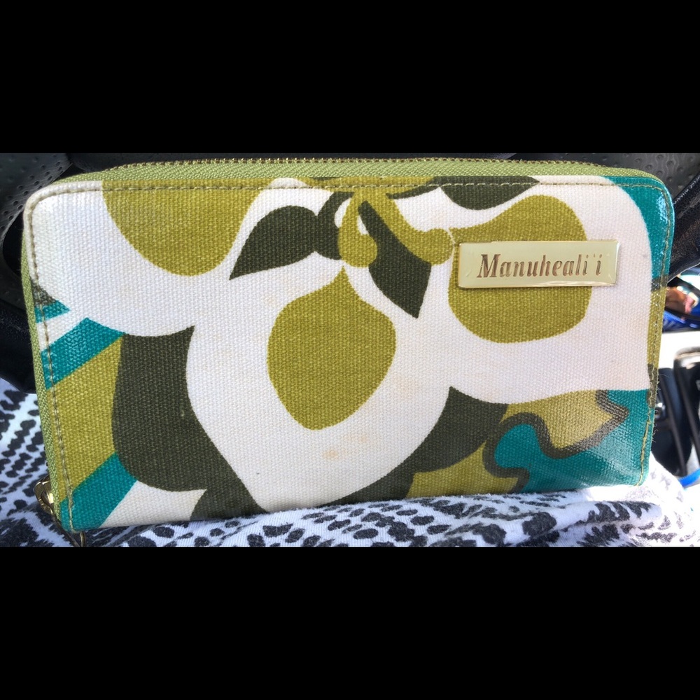 Manuhealii wallet